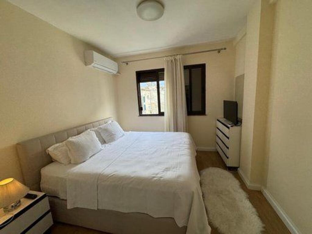 In vendita, Appartamento 2+1, Piazza Willson, Tirana.