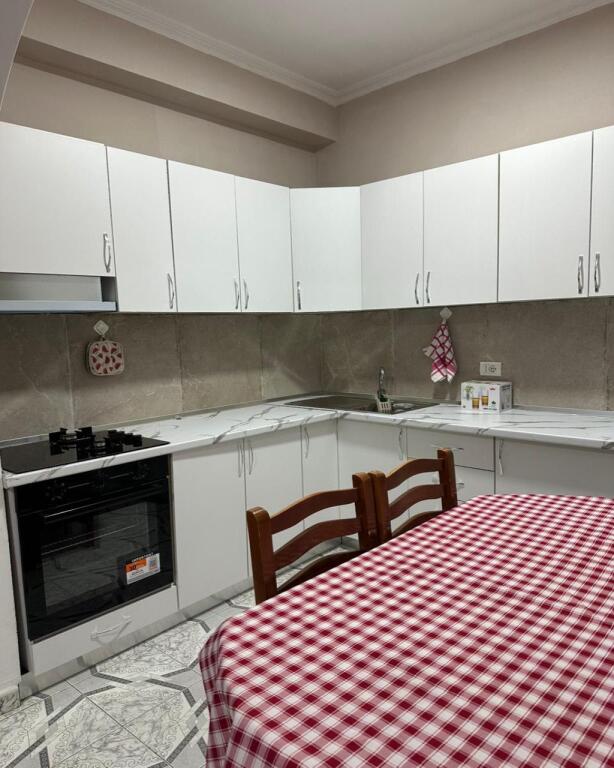 APARTAMENT ME QIRA 2+1 – VILAT GJERMANE