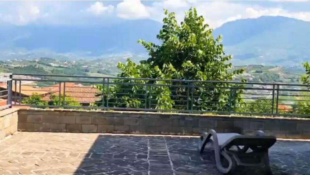 Vile Individuale per shitje ne Periferi te Tiranes, Dobresh