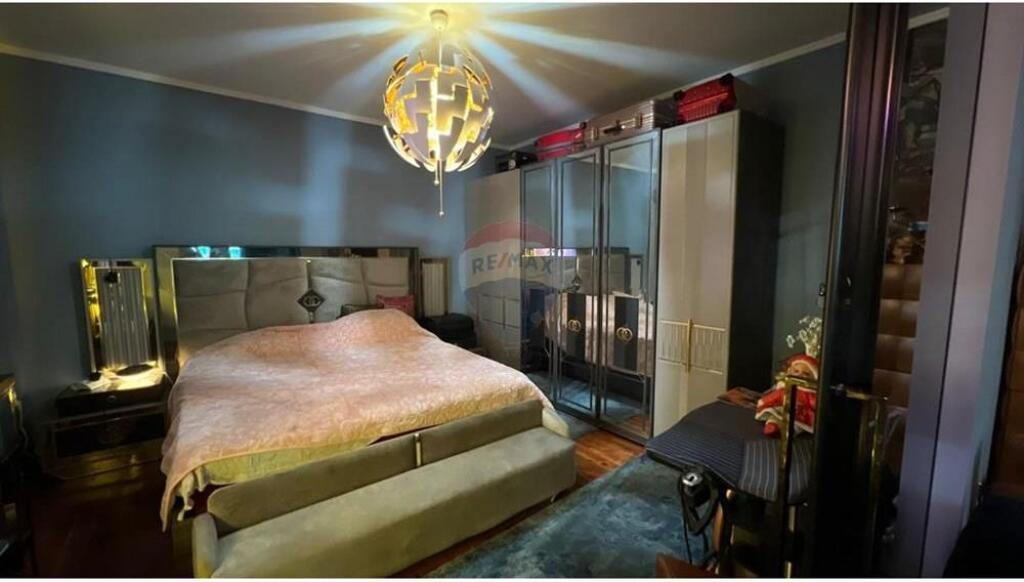 Apartment 1+1 90 m² for sale, 6th floor with elevator