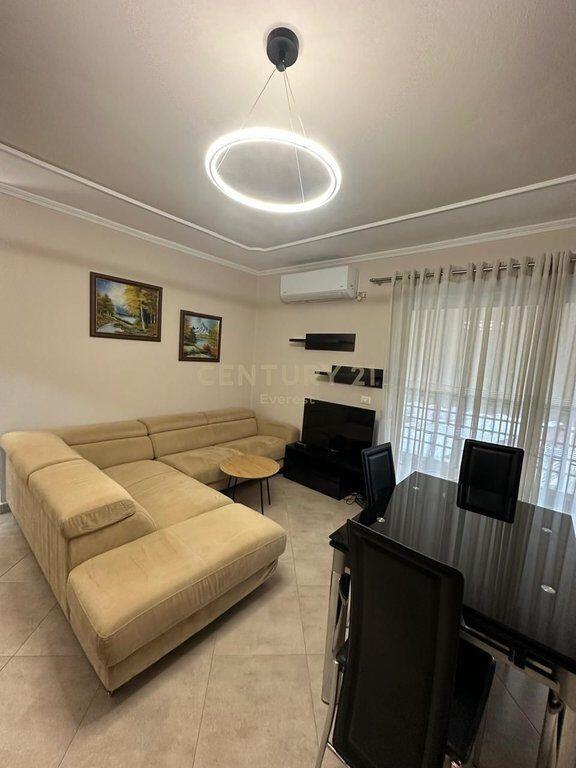 KRISTAL CENTER, APPARTAMENTO 2+1 IN AFFITTO 630 € /Mese Sup. Totale 80m2