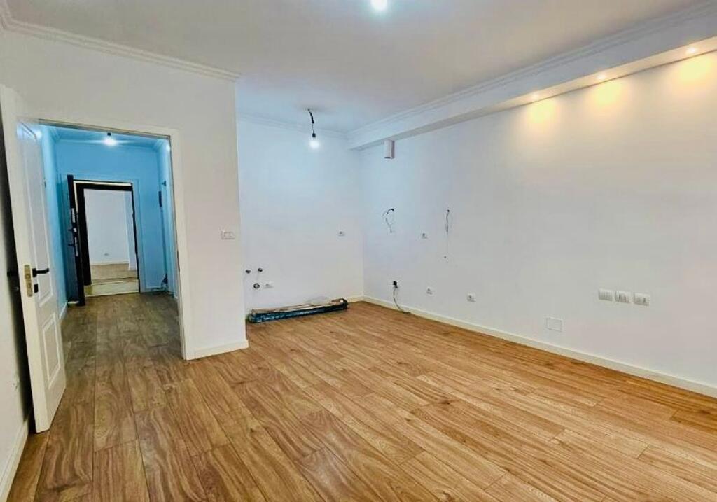 APARTMENT 2+1+2 FOR SALE ON BOGDANEVE STREET!