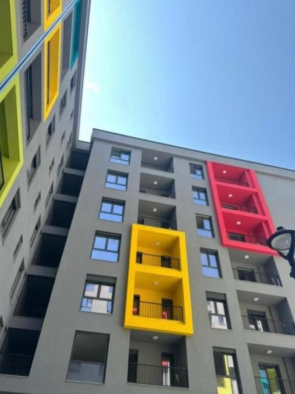 2+1+2 në Shitje – Rezidenca e Re “COLOR SPLASH”, Paskuqan
