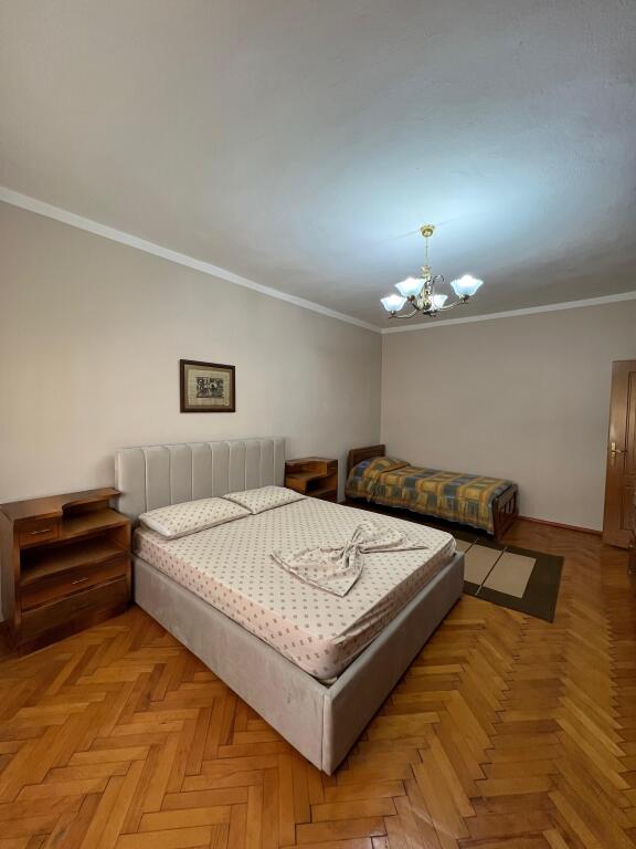 2+1 600 Eur for rent Elbasan street