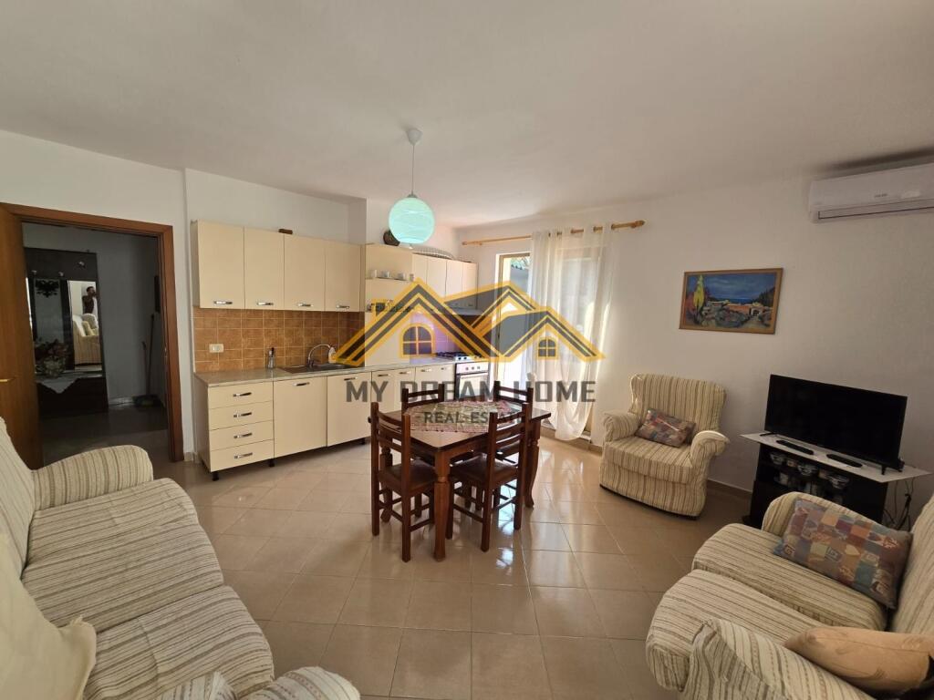 APARTMENT 2+1 + GARAGE FOR SALE IN GOLEM.
