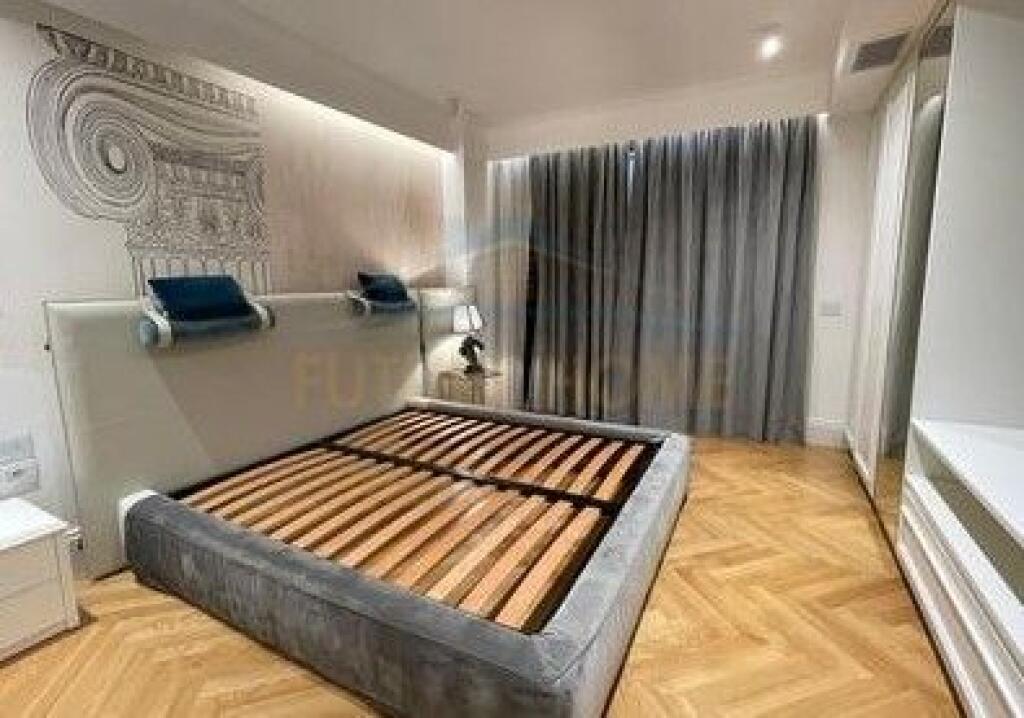 For sale, Apartment 2+1, Botanical Garden, Tirana