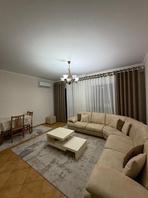 Apartment 2+1 for rent in Komuna e Parisit