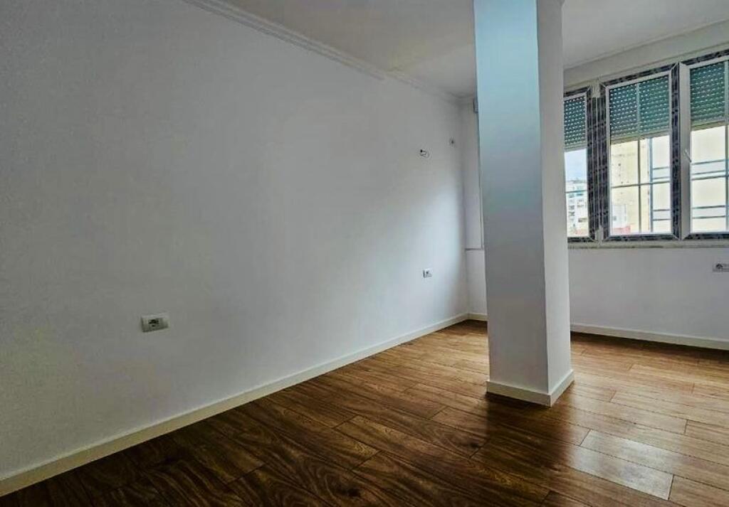 APARTMENT 2+1+2 FOR SALE ON BOGDANEVE STREET!