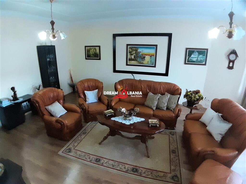 Vile me Truall ne Shitje ne zonen e Don Boscos Tirane (ID 4151059)