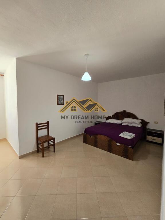 APARTMENT 2+1 + GARAGE FOR SALE IN GOLEM.