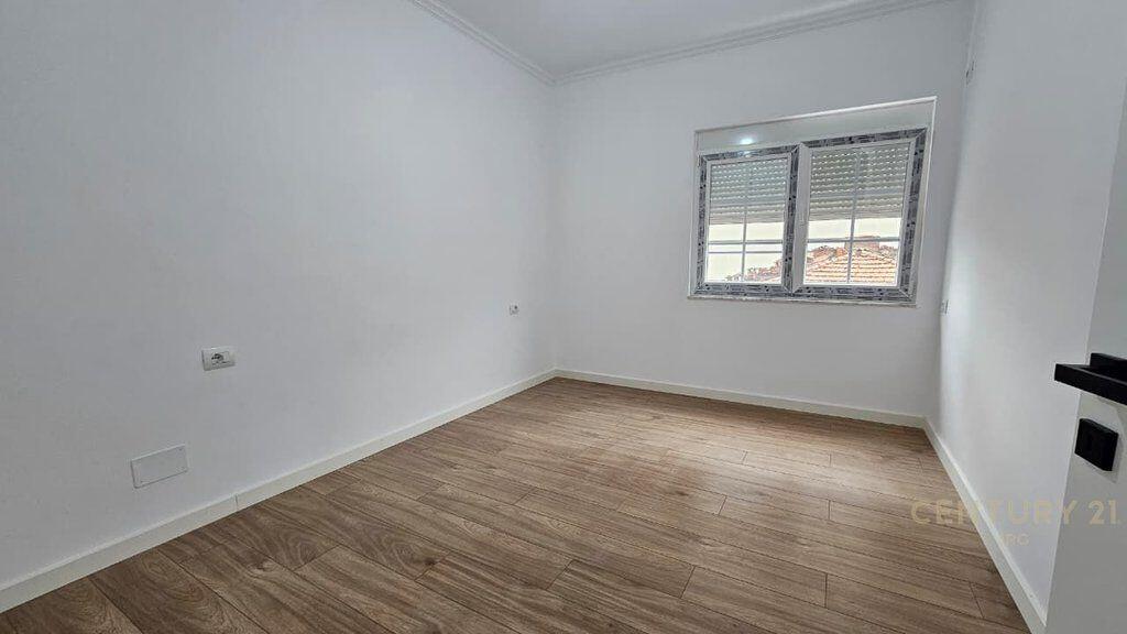 Apartment 2+1+2 for sale at Bogdaneve Street