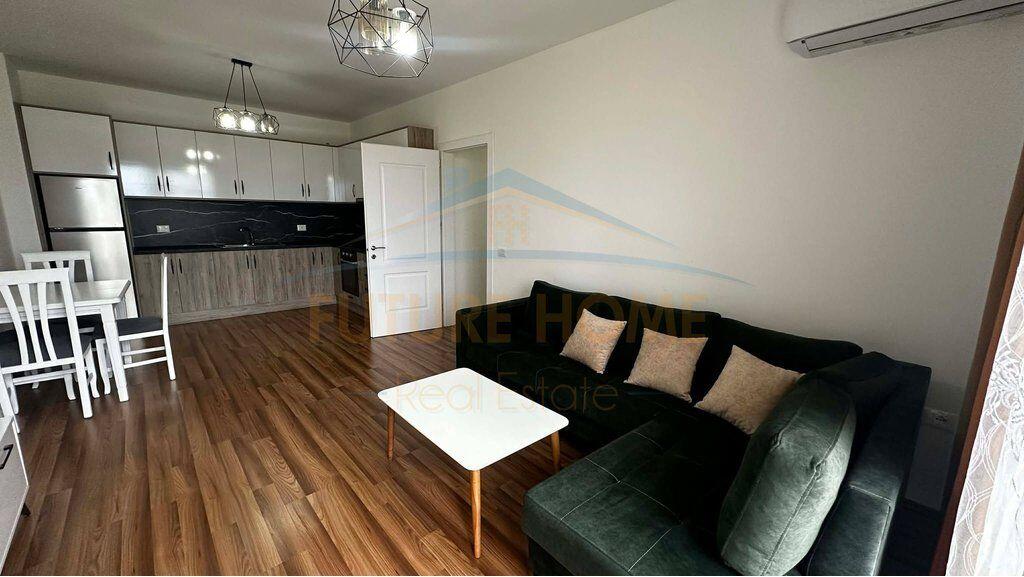 Shitet , Apartament 1+1 Unaza e re , Tirane