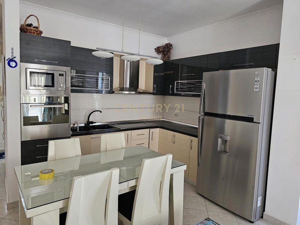 VENDESI APPARTAMENTO 2+1, A FRESK! 140.000 € Sup. Totale  100m2