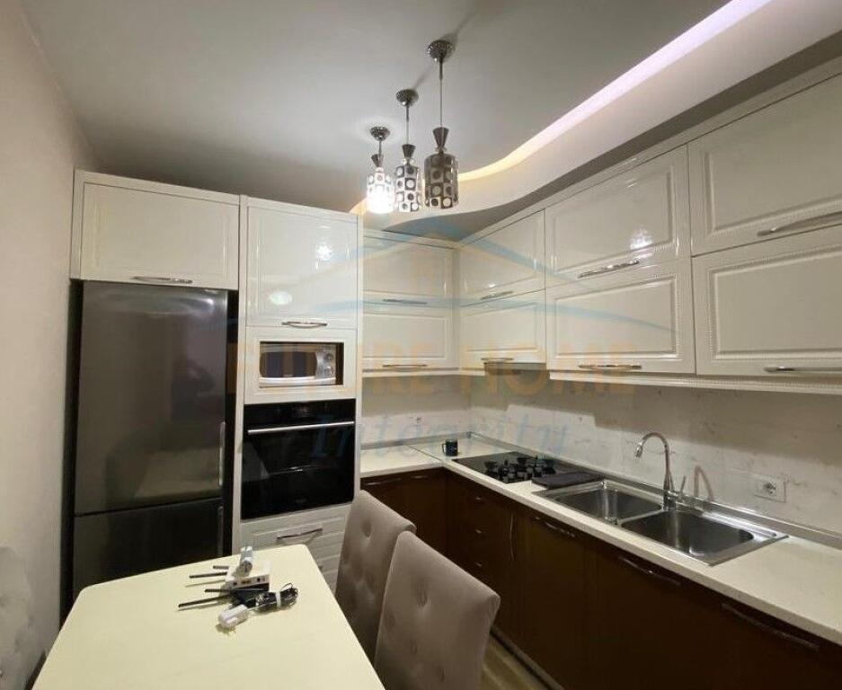 Affitto, Appartamento 1+1, Selvia, Tirana.
