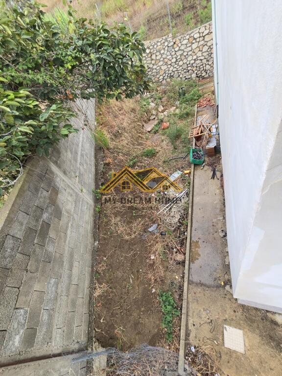 VENDESI PRIVATA IN VENDITA NELLA ZONA SPITALLES DURRES!
