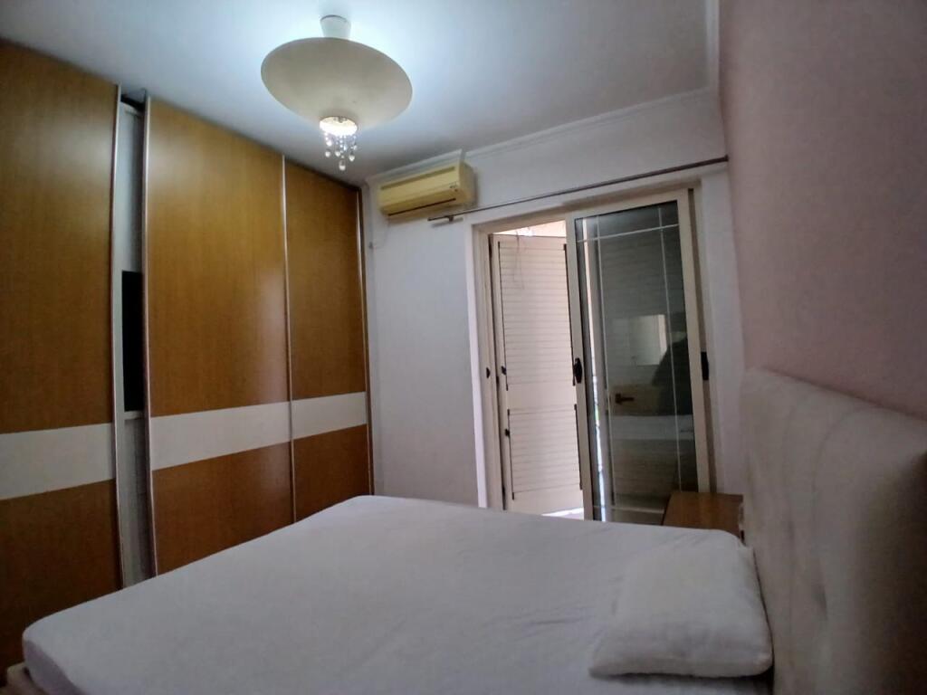 2+1, furnished in Ali Dem near the women's prison, 550 euros