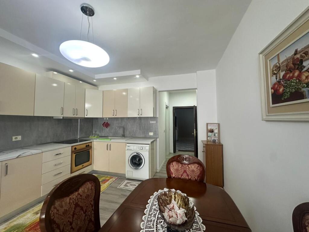 Apartment 2+1+2 (parking spaces) Astir!