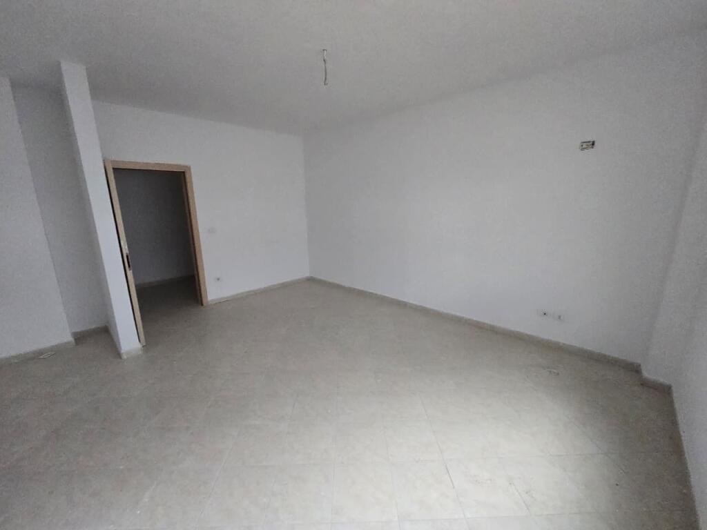 Apartment 2+1+2Blk for sale in Fresk