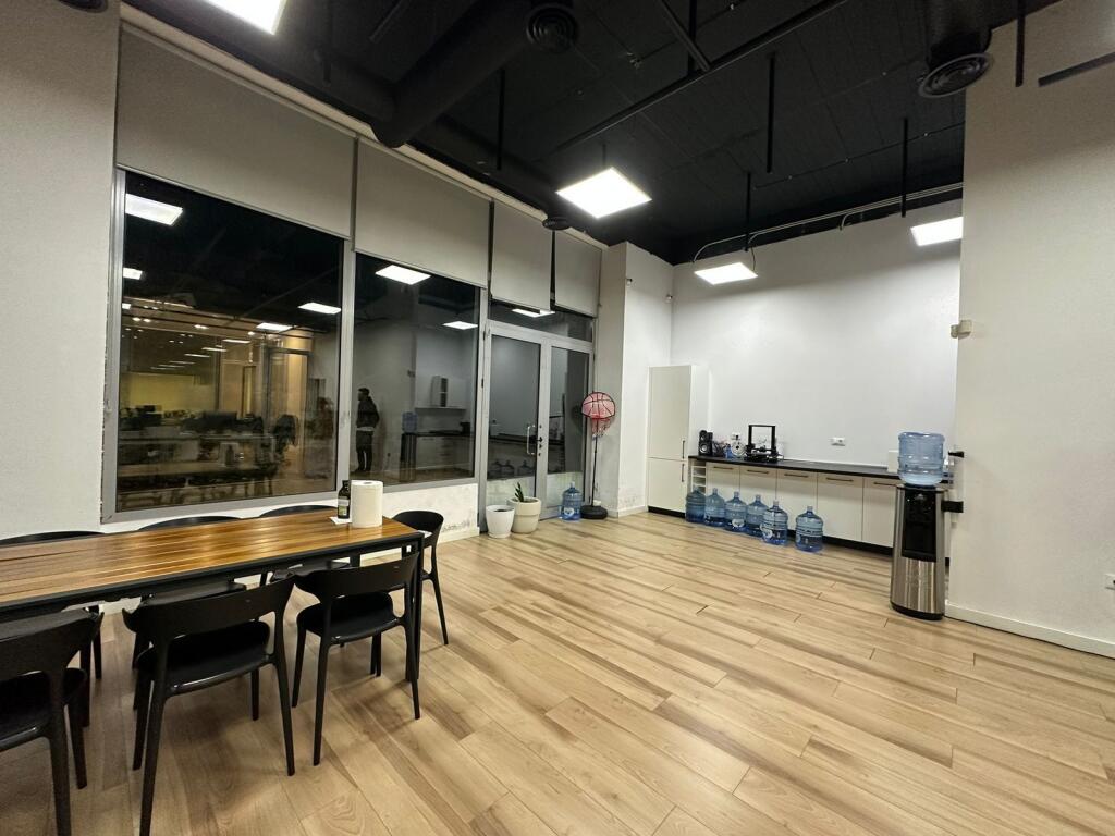 Business premises for rent at the Zoo