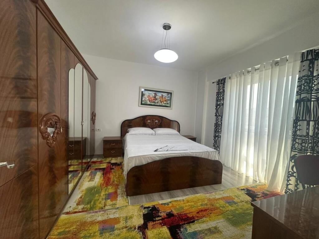 Apartment 2+1, Dritan Hoxha!