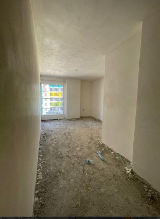 VENDESI APPARTAMENTO 2+1 PASKUQAN 126.500 EURO