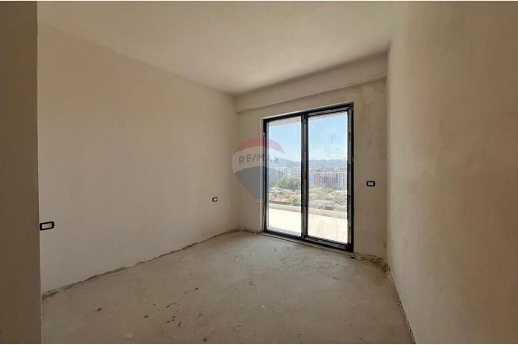 WE SELL 1+1 APARTMENT AVIATION FIELD!
