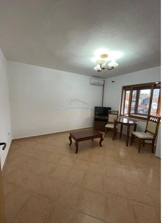 For sale, Apartment 1+1, Elbasanit Street, Tirana