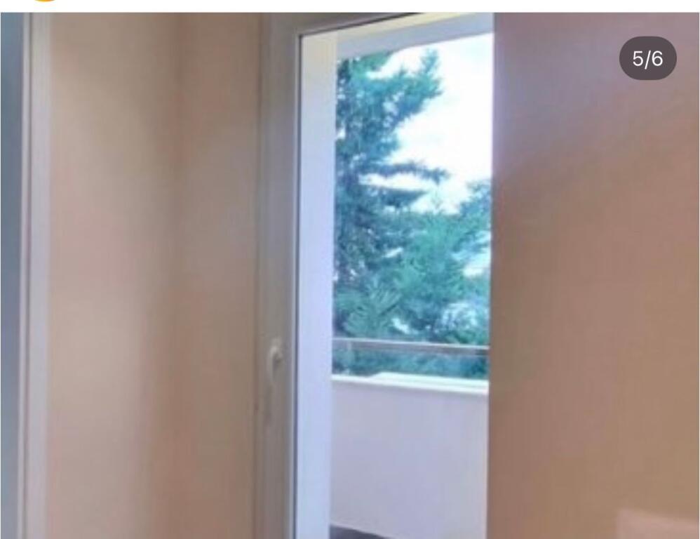 1+1,arredato presso l'hotel radison,prezzo 650 euro,con contratto notarile