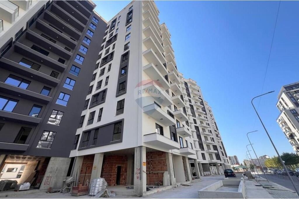 WE SELL 1+1 APARTMENT AVIATION FIELD!
