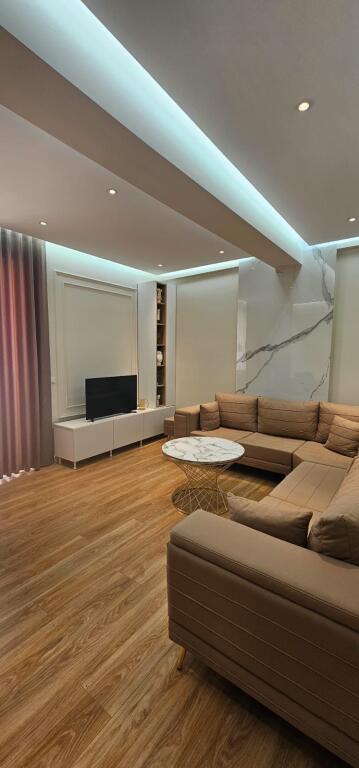 Apartament 1+1, Fusha Avaiacionit!