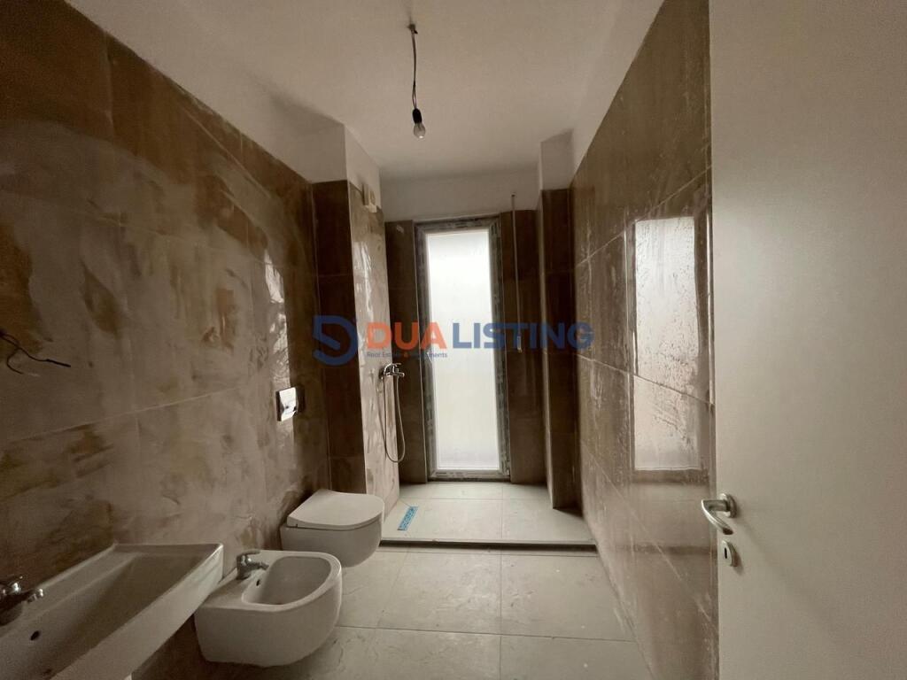 Office space for rent in the Pazar i Ri area!