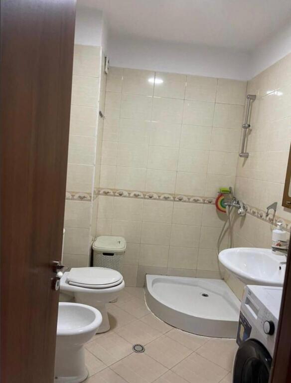 Apartment 1+1 for rent, Haxhi Hysen Dalliu Street, near the Prosecutor's Office, near Kmy  Price: 500 thousand lek