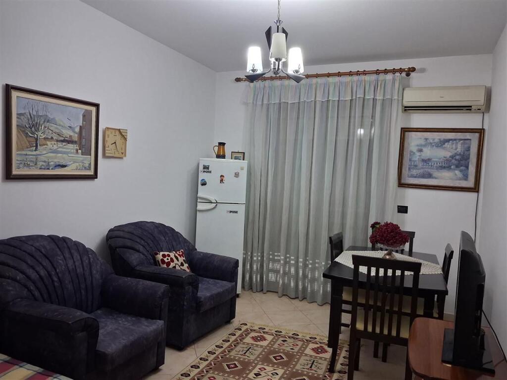 📍 Appartamento 1+1 in affitto – Centro di Tirana!
