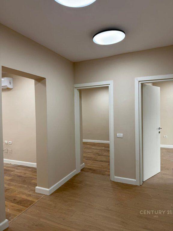 2+1 APARTMENT FOR SALE NEAR PETRO NINIT!