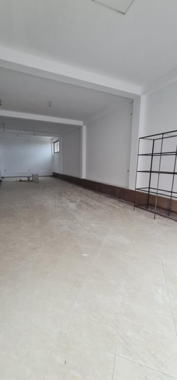 Locale in affitto Univers City