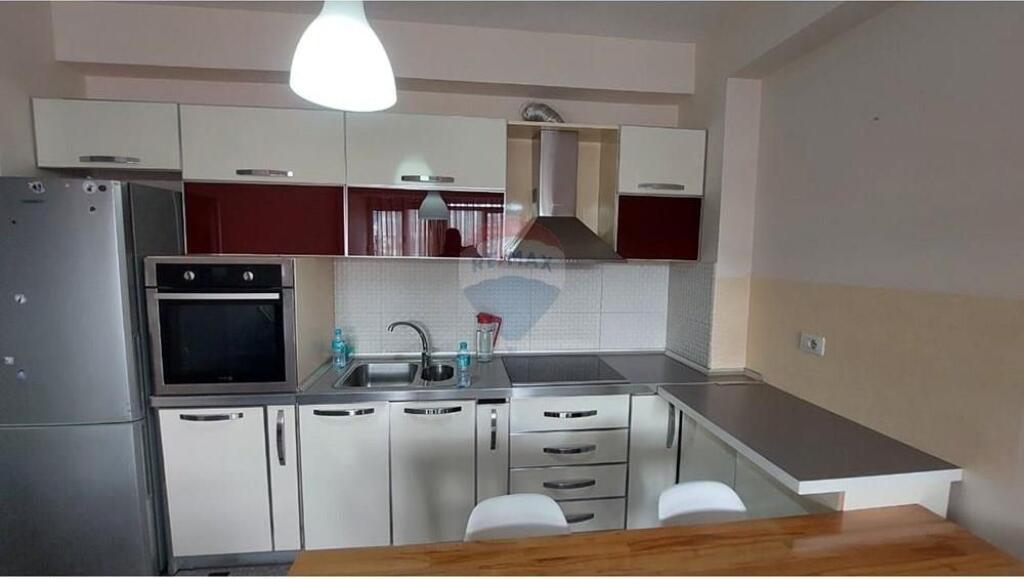 Apartament 2+1 me Qera, Irfan Tomini