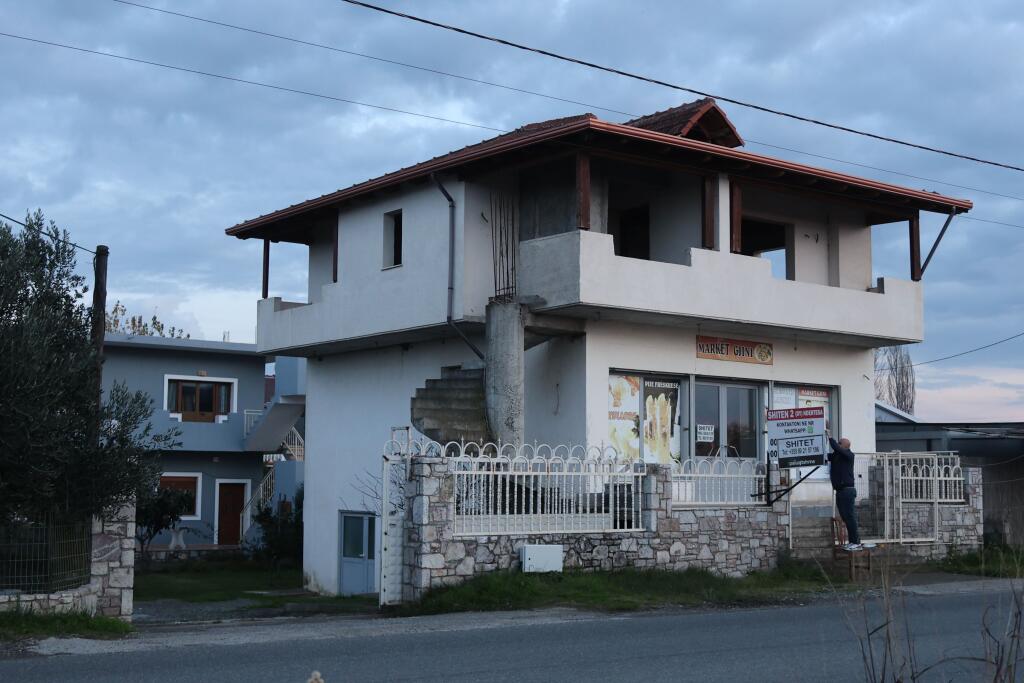 Në Tale të Lezhës 2 Shtepi ne shitje