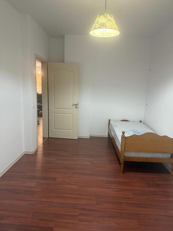 📍 JEPET ME QIRA 2+1 LUKSOZ – KOMUNA E PARISIT (mbi Kristal Center)