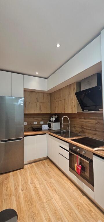 Apartament 1+1, Fusha Avaiacionit!
