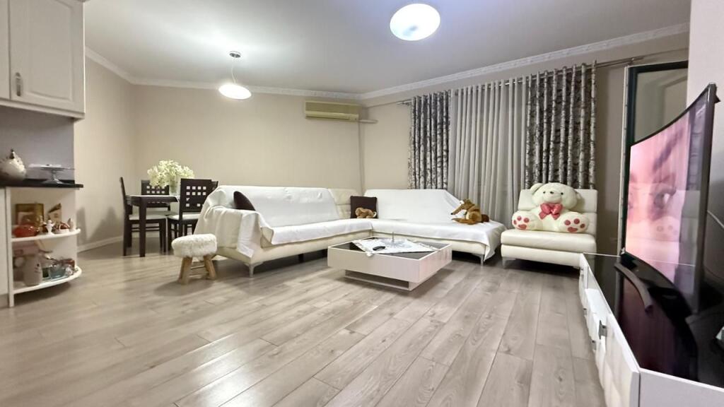 2+1 apartment for sale near the Train Station!
