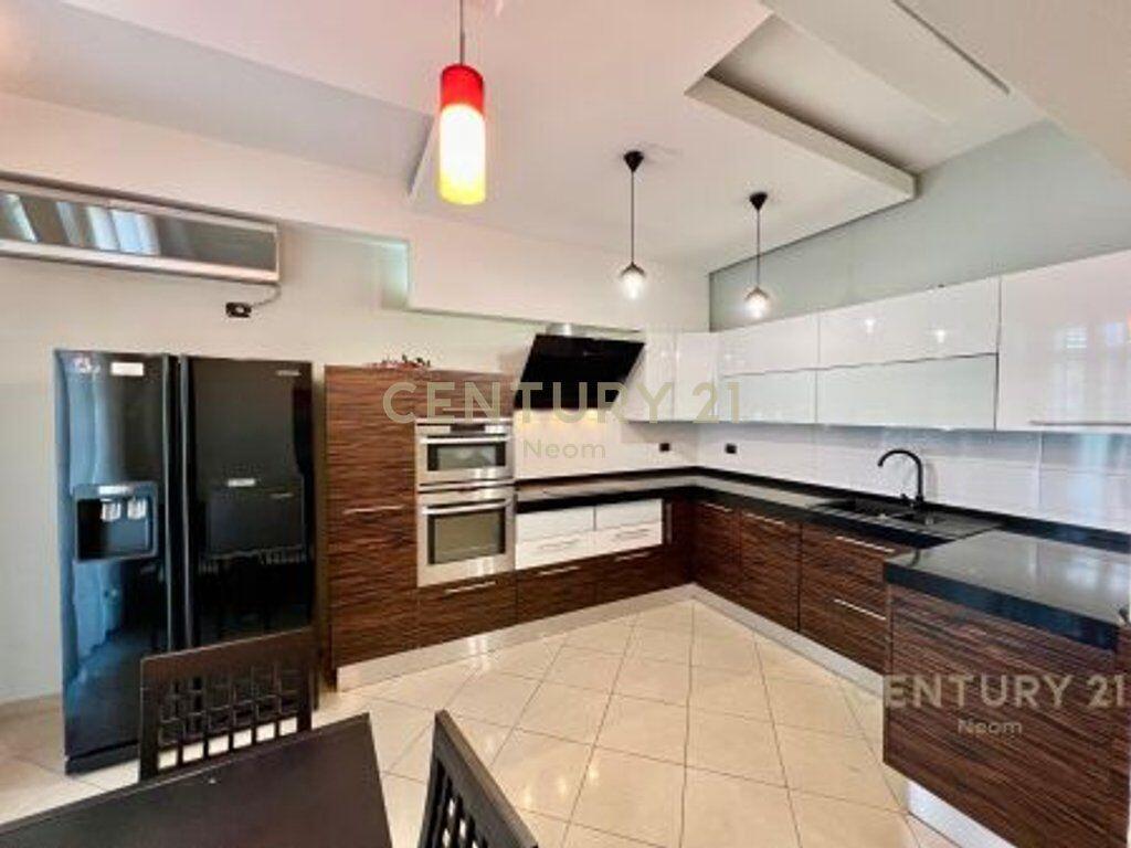 Appartamento moderno 2+1 in affitto – 3° piano.