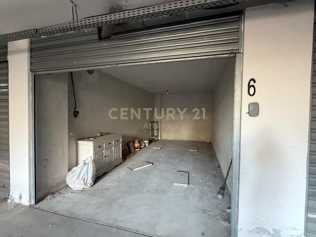 Apartment 2+1+2t + Garage For Sale at Railway Beach, Durres - 150000€ | 100 m²