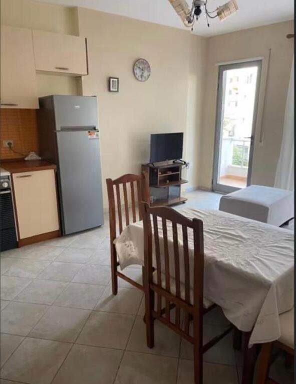 Apartment 1+1 for rent, Haxhi Hysen Dalliu Street, near the Prosecutor's Office, near Kmy  Price: 500 thousand lek