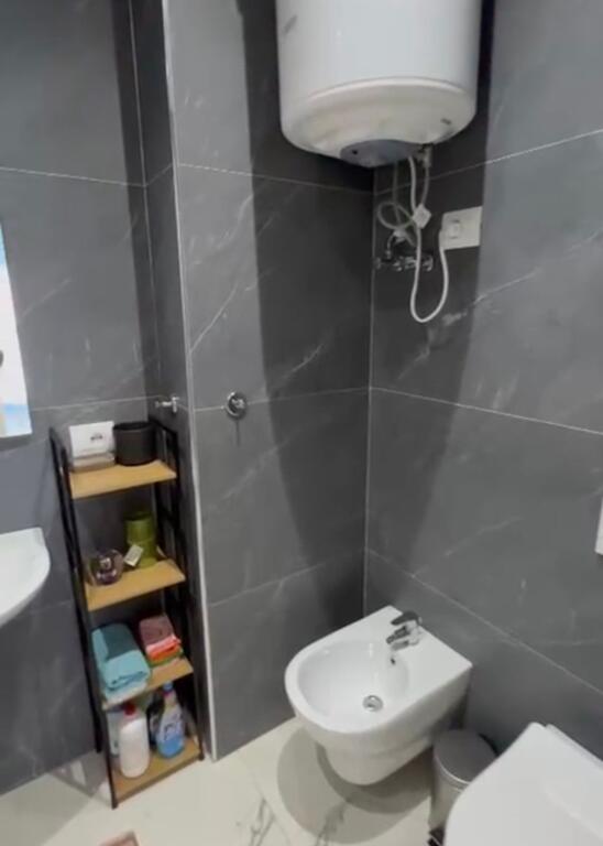 For rent 2+1+2 Univers City