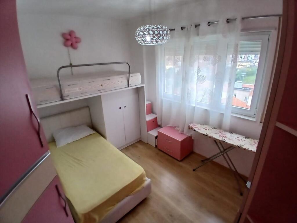 Appartamento 3+1+2 bagno +1 balcone in affitto  Mine peza