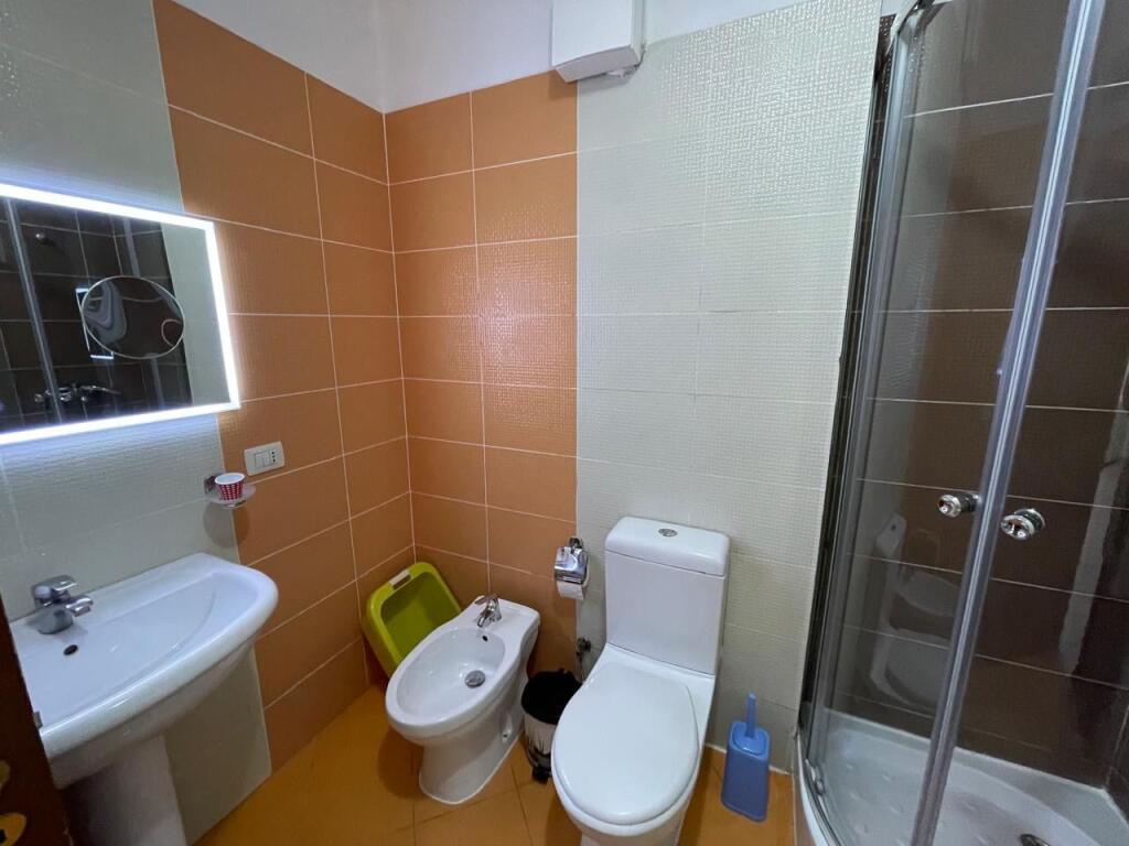 Apartament 1+1 tek St Trenit!