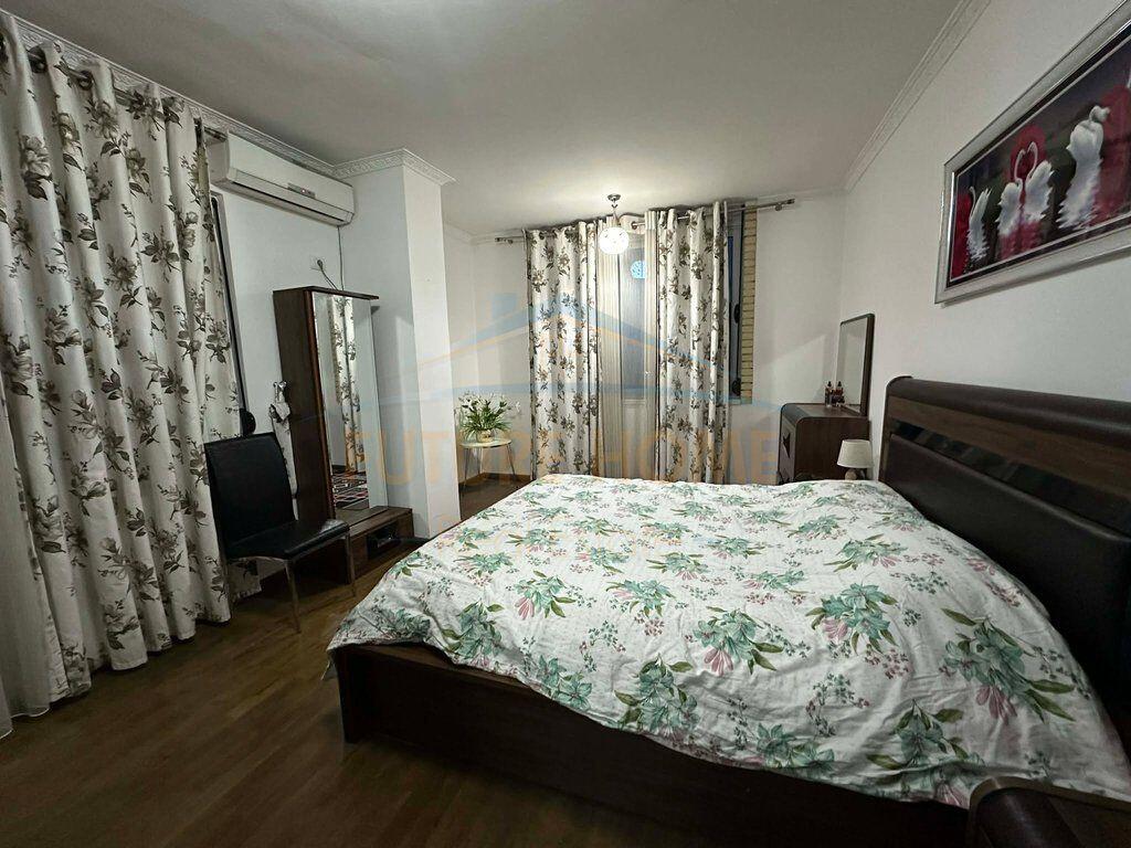Qera , Apartament 2+1,Astir
