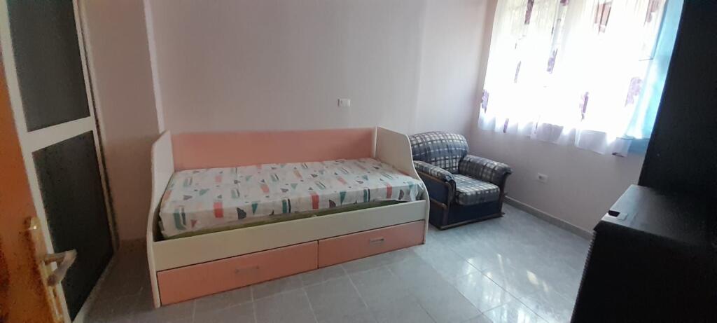 Jepet me qera 2+1    ID   13533        
