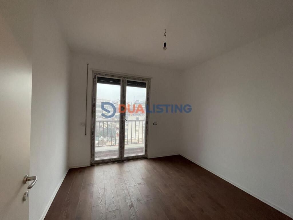 Office space for rent in the Pazar i Ri area!