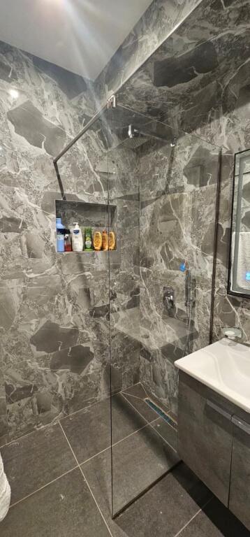 Apartament 1+1, Fusha Avaiacionit!